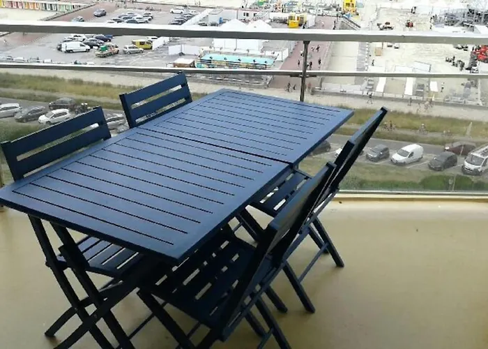 Paris-plage Face Mer, Prox Rue St Jean *